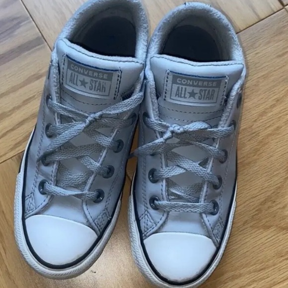Converse All Star Chuck Taylor Kid Junior Gray Leather Sneakers Size 3 666021C - Picture 2 of 10